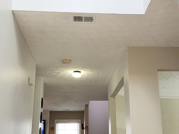 2 story Foyer