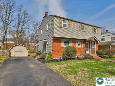 2246 Barrington Rd, Bethlehem, PA, 18018