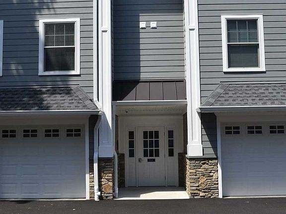 4th image of 273 Broadway Unit 6