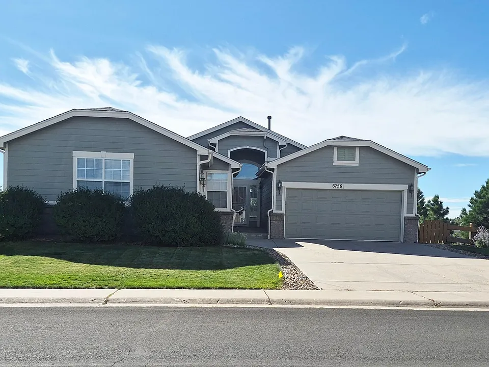 6756 Solana Dr