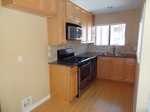5th image of 1245 Orange Grove Ave APT 202