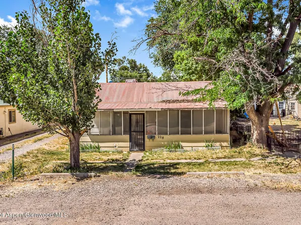 228 W 4th St, Rifle, CO 81650