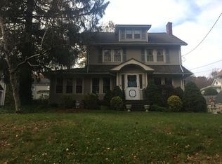 770 Goffle Rd, Hawthorne, NJ 07506