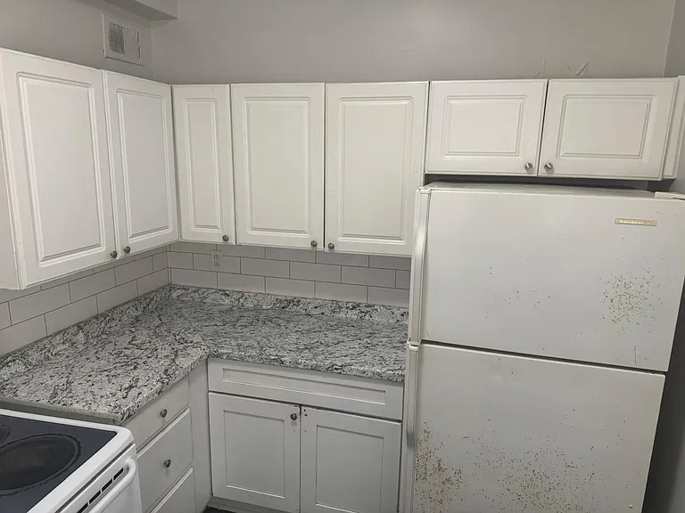 918 Wright Dr — Photo 9