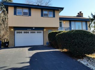 6299 Woodward Ave, Downers Grove, IL 60516