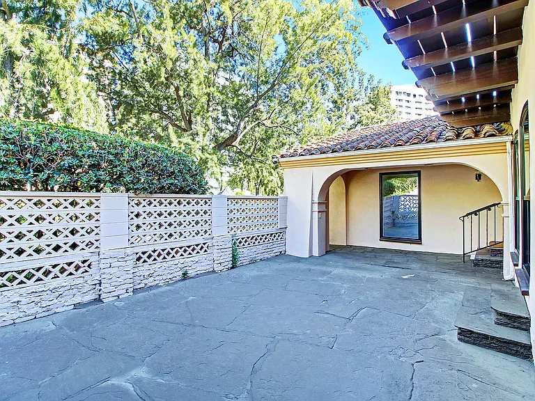 Frontyard