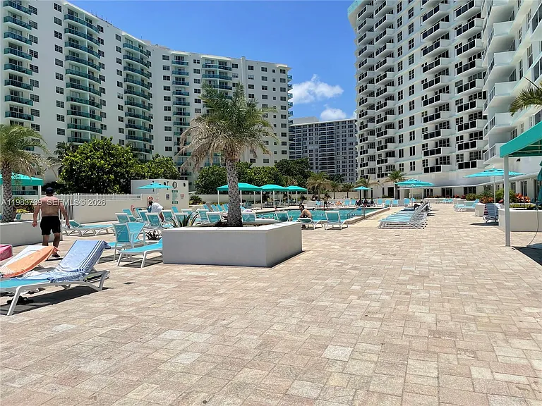 3725 S Ocean Dr #911 — Photo 13