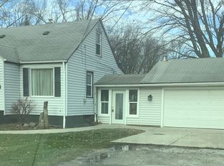 35245 Roberts Rd, Eastlake, OH 44095