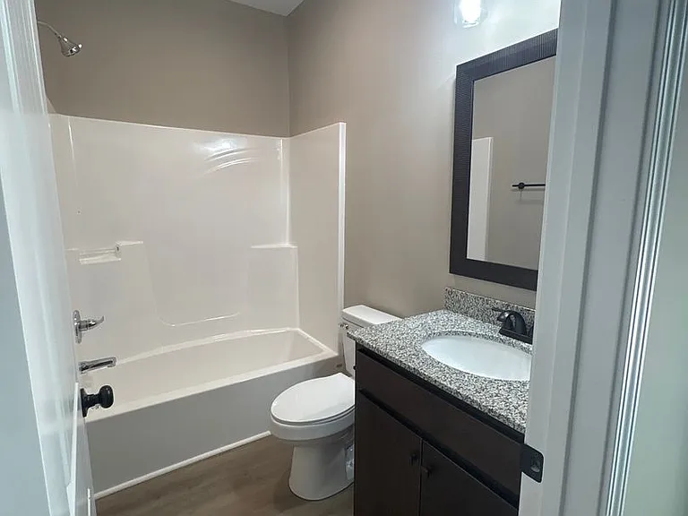 513 West End Circle — Photo 12