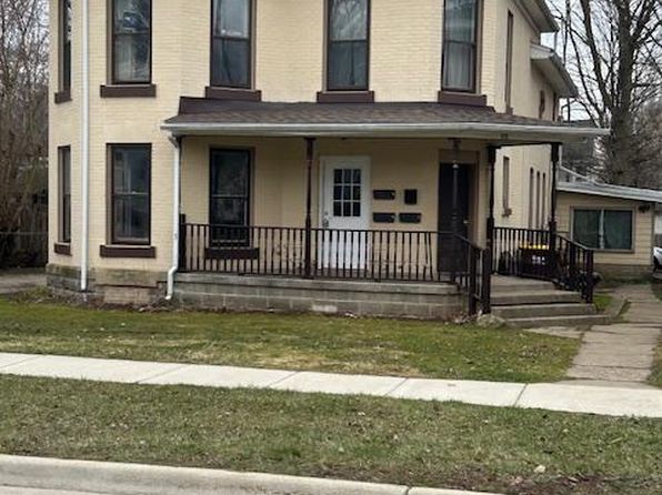 313 E Washington St APT 1