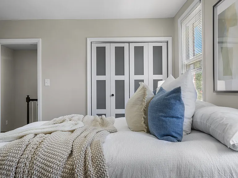 38 Briarwood Rd — Photo 8