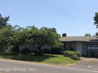 1070 N Park Ave, Eugene, OR 97404