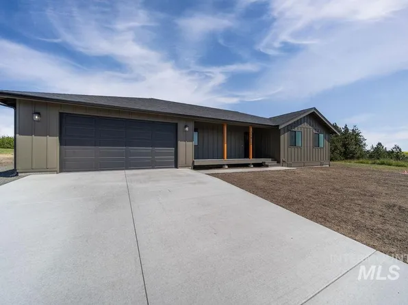 318 Welle Dr, Uniontown, WA 99179