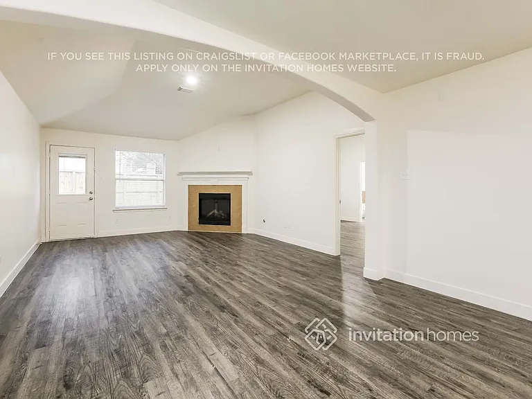 16102 Majestic Glen Ln — Photo 4