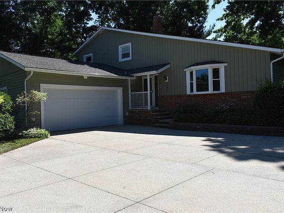3rd image of 2496 Palmer Dr