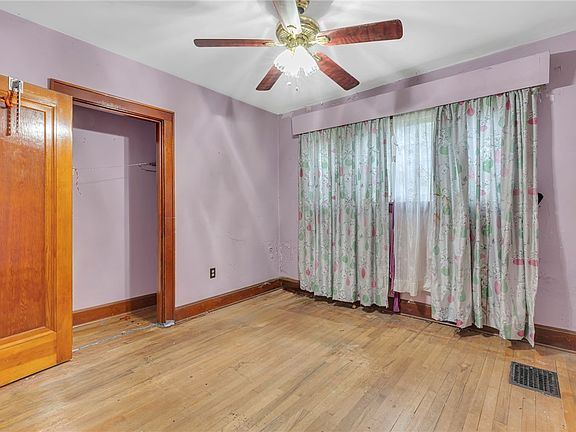 17th image of 613 Briarcliff Dr