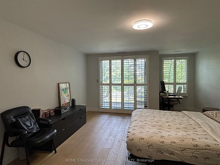 9 Greenbriar Rd #202 — Photo 10