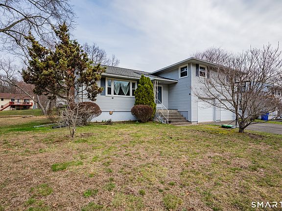 2nd image of 38 Portage Road