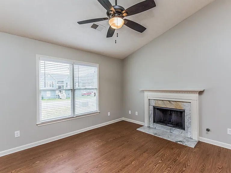 157 Aztec Way — Photo 7
