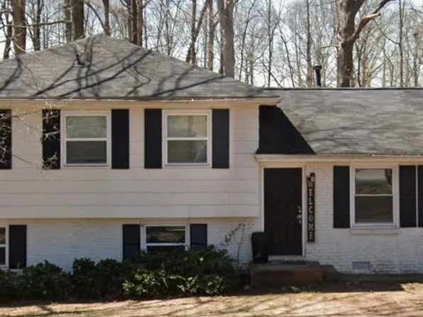 7005 Lodgepole Dr, Morrow, GA 30260