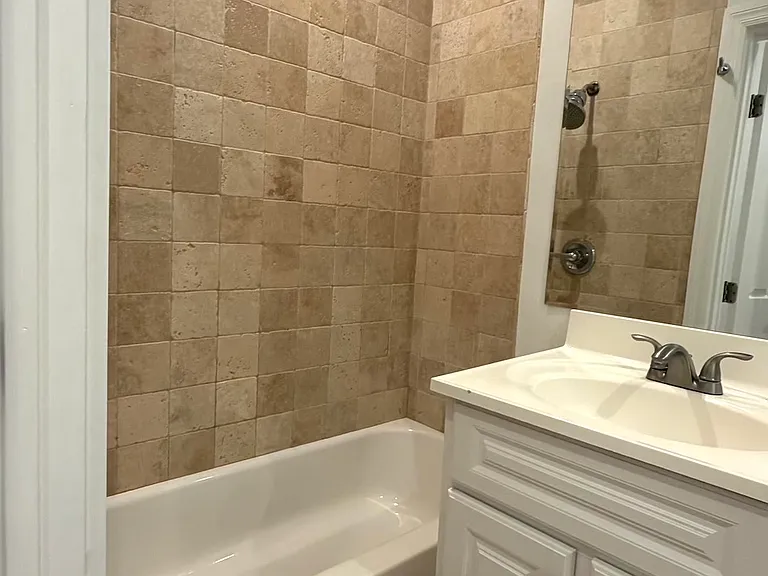 422 N Spaulding Ave #5 — Photo 8