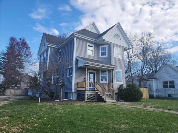 722 N Monroe St, Litchfield, IL 62056