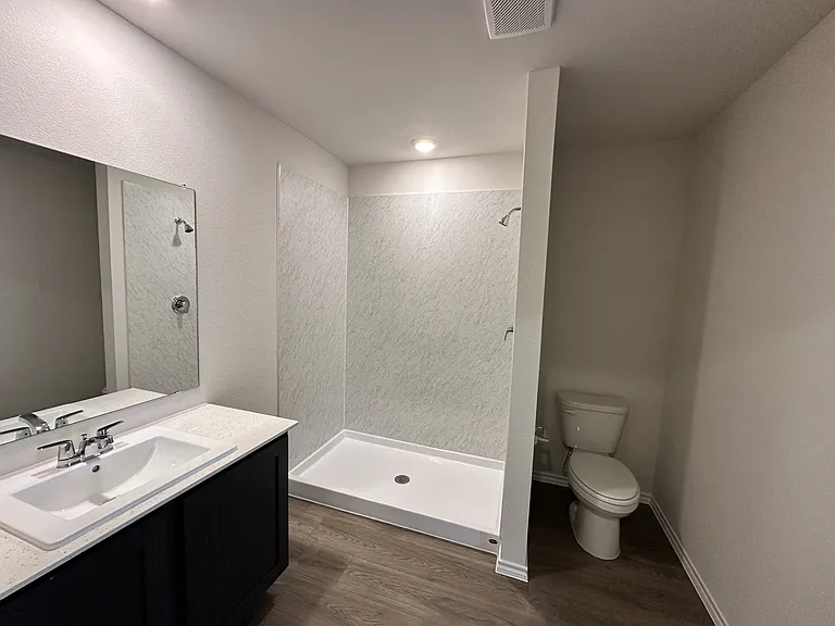 1128 Northfield Dr — Photo 13