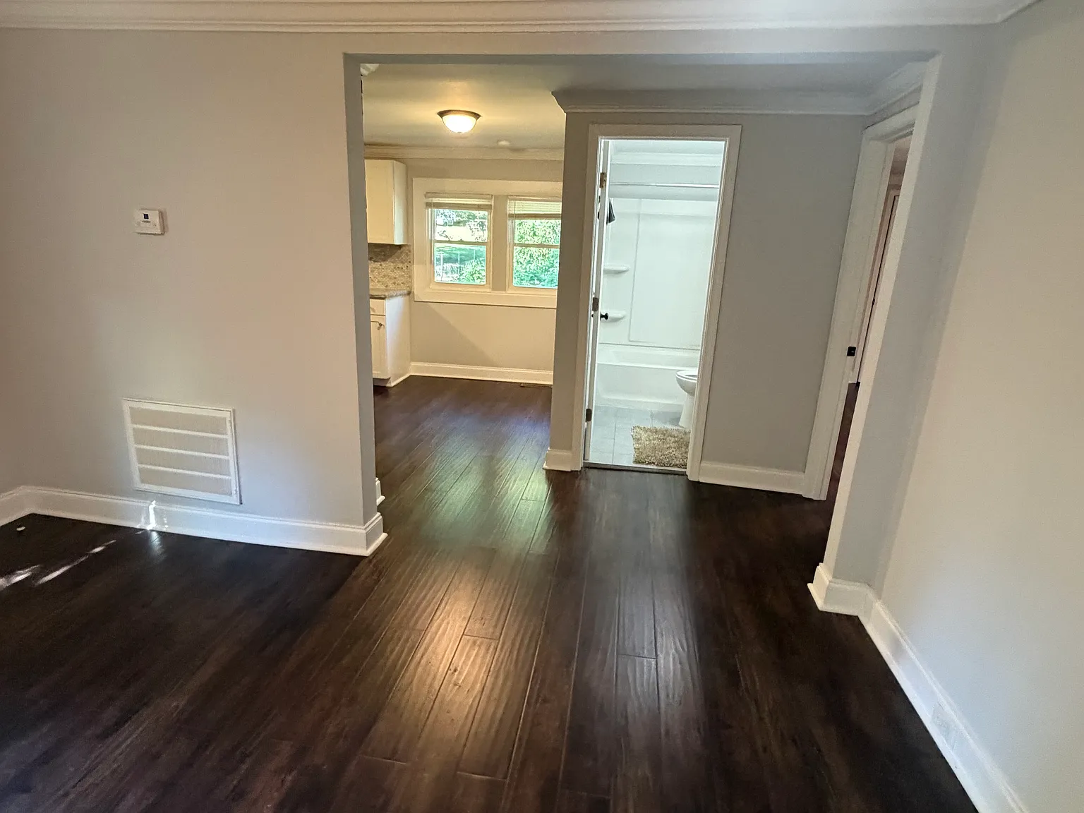 2 bed, 850 sqft, $1,450 — Photo 4