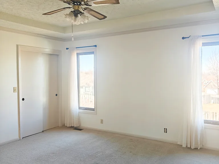 1130 N 153rd Ave — Photo 13