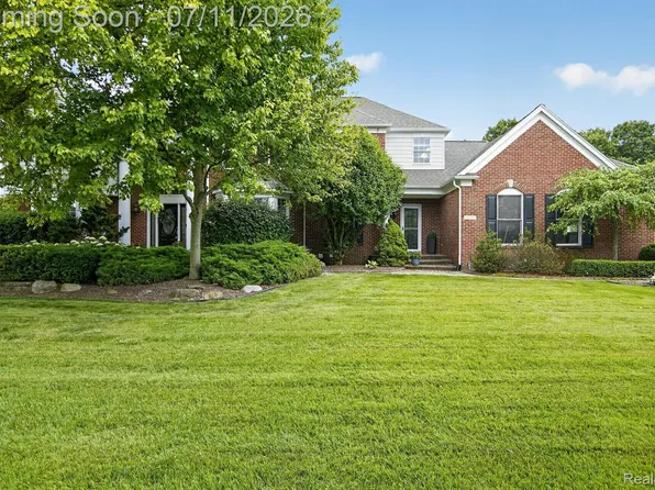50295 Fellows Hill Dr, Plymouth, MI 48170