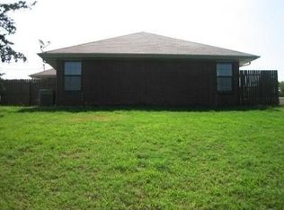 2020 Sunshine Dr, Sulphur, OK 73086