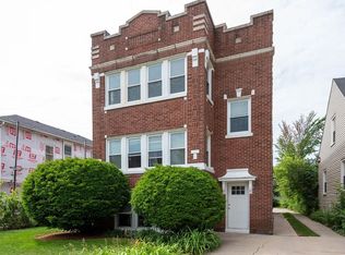 1512 Dempster St, Evanston, IL 60202