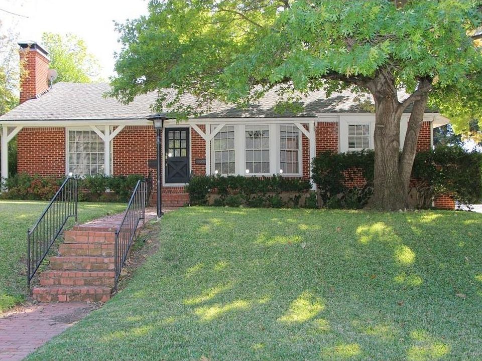 1st image of 3601 Park Hill Dr