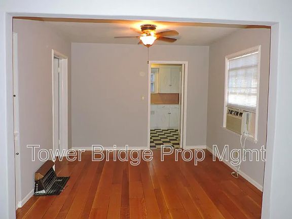 5th image of 4424 T St