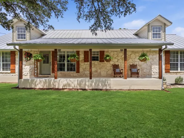 4875 Spreading Oak, Bulverde, TX 78163