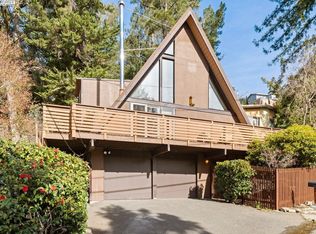 6907 Saroni Dr, Oakland, CA 94611