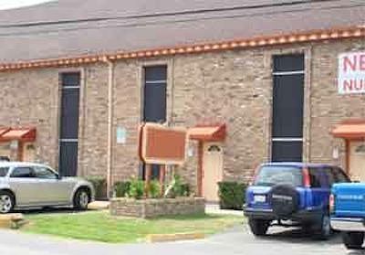 5th image of 4300 Sherwood Ln APT 136