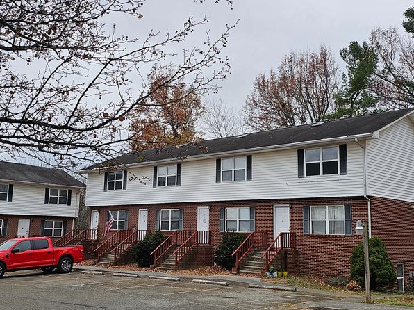 325 Long St #9