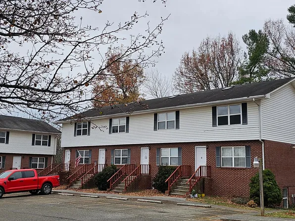 325 Long St #9, Dublin, VA 24084