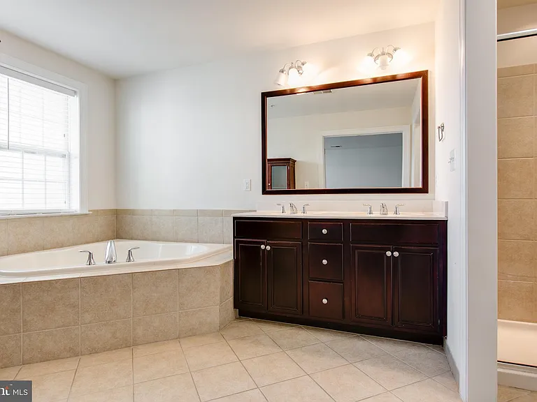 7757 Crystal Brook Way — Photo 28