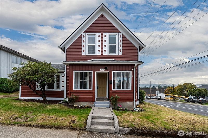 2nd image of 500 Cowlitz Way