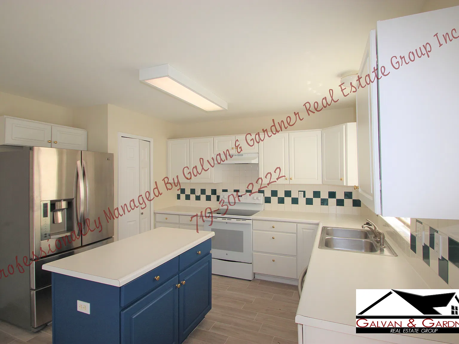 4 bed, 3.5 bath, 2652 sqft, $2,250 — Photo 2