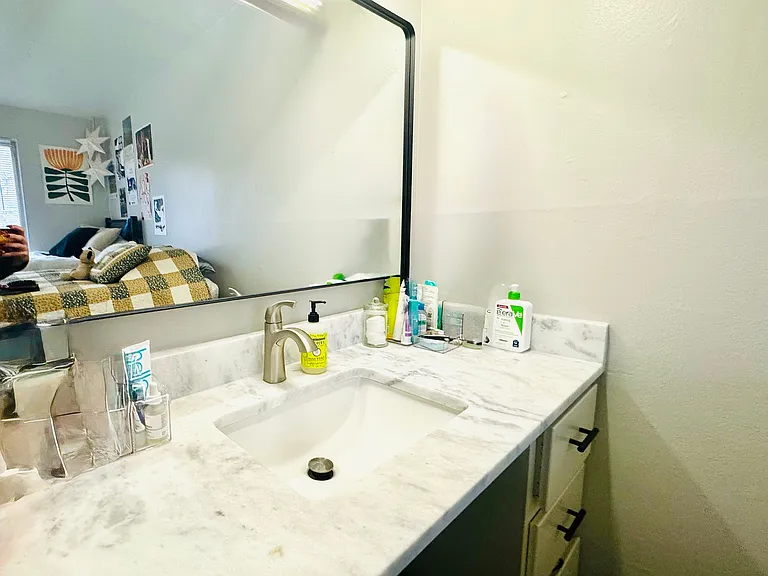 Experience elegance in everyday life with this stunning bathroom vanity setup.