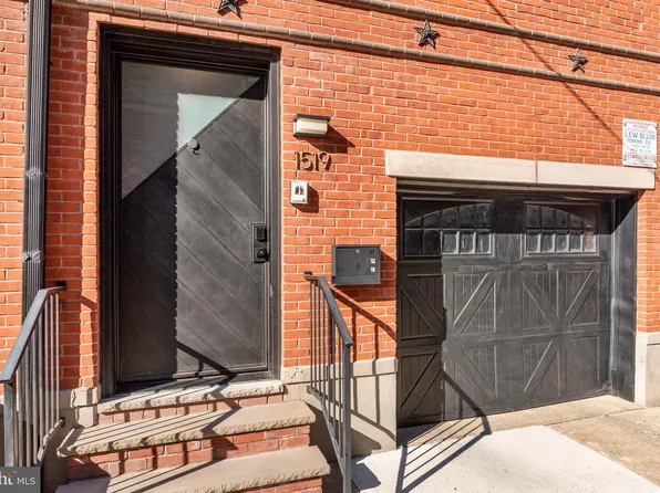 1519 Wallace St, Philadelphia, PA 19130