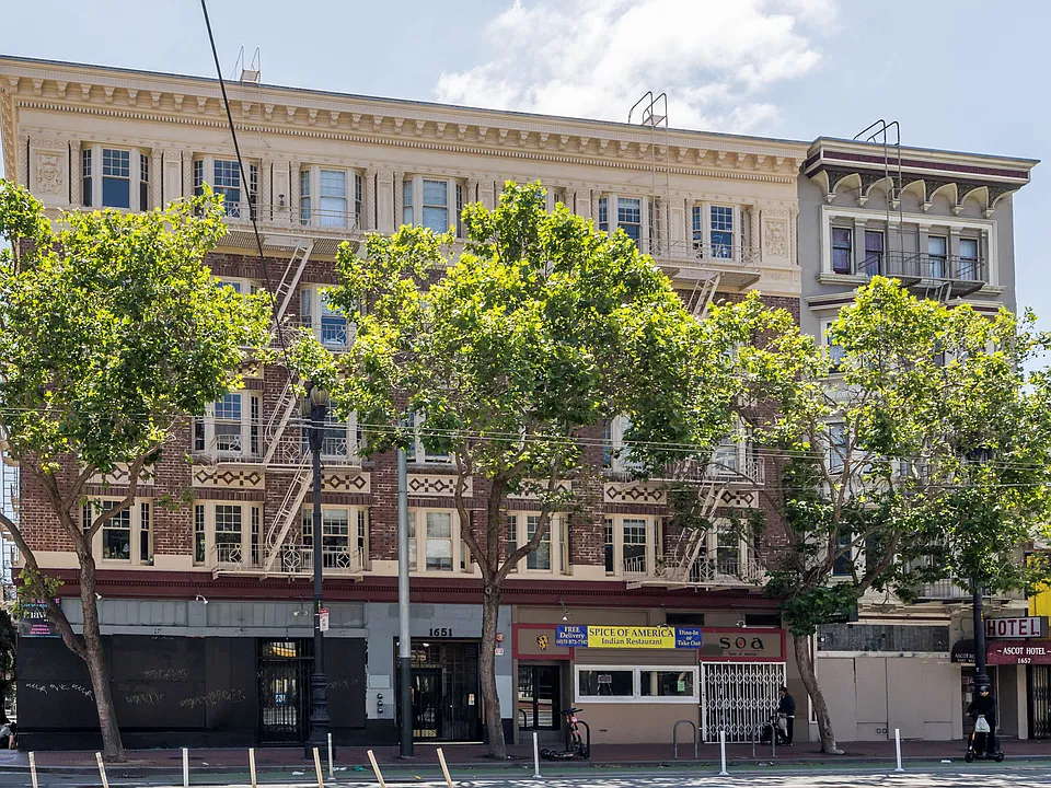1651 Market