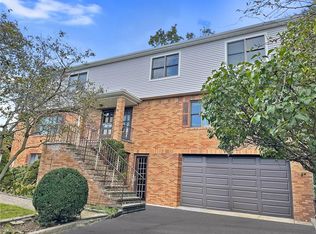 52 Highland Ave, New Rochelle, NY 10801