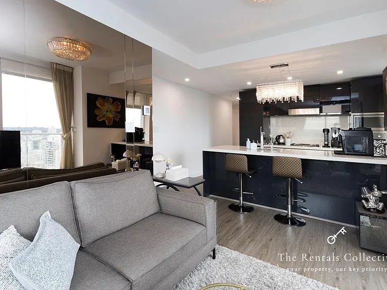 777 Richards St #3601 — Photo 5