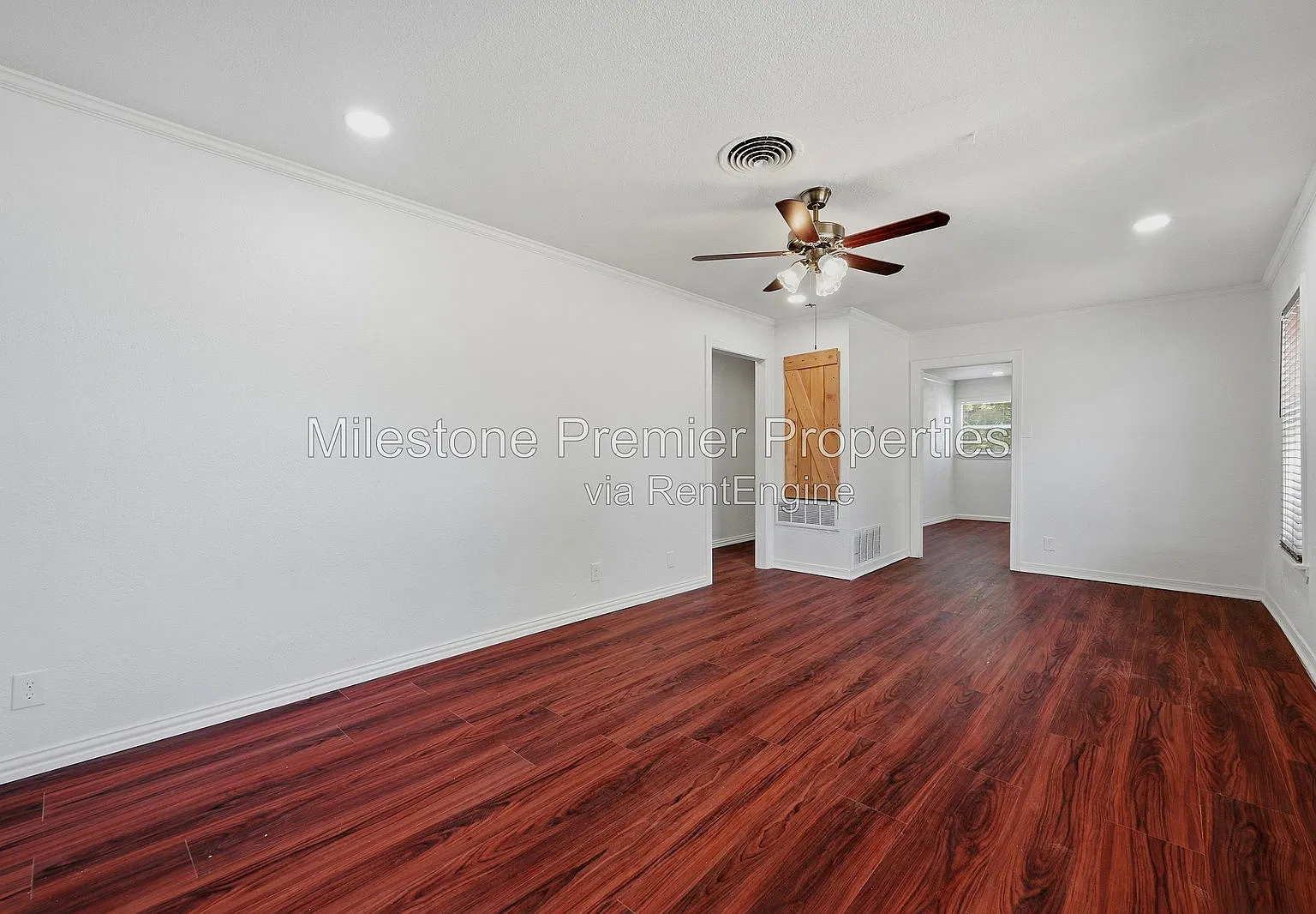 4 bed, 2.0 bath, 1957 sqft, $1,450 — Photo 4
