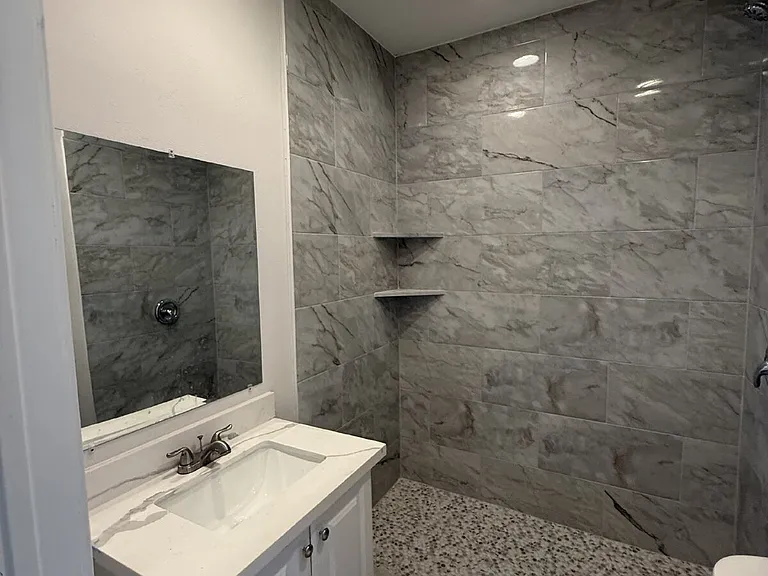 1008 Studewood St — Photo 5