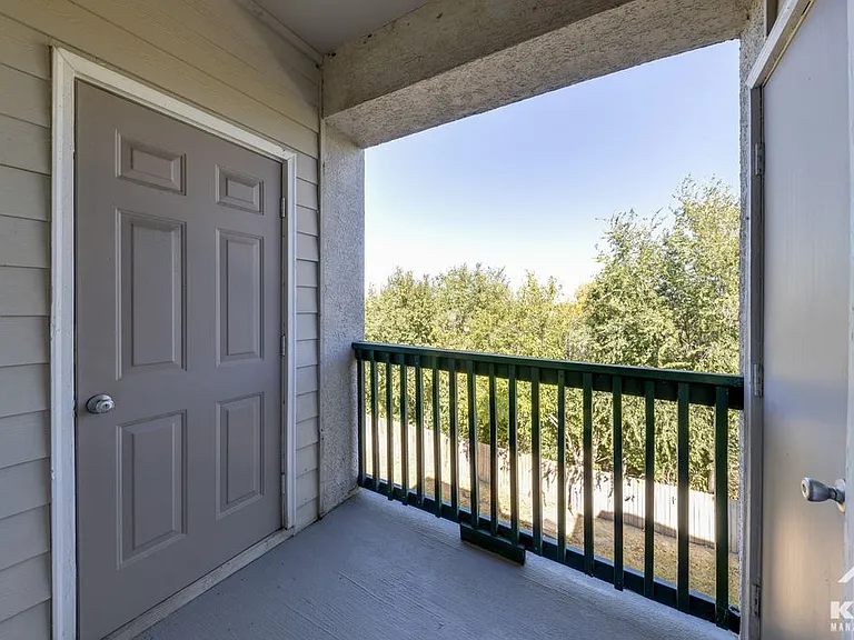 La Crosse Apartments — Photo 50